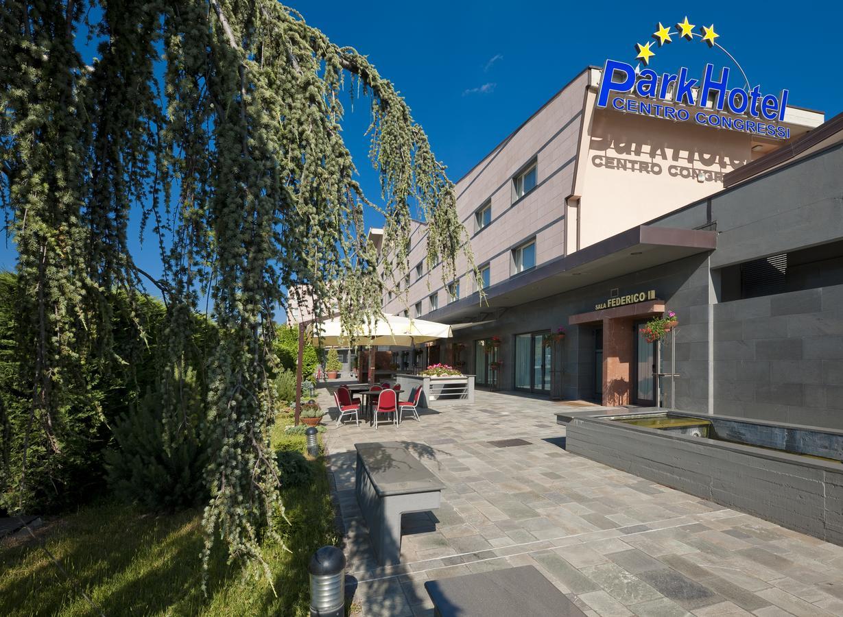 Park Hotel Centro Congressi Potenza Luaran gambar