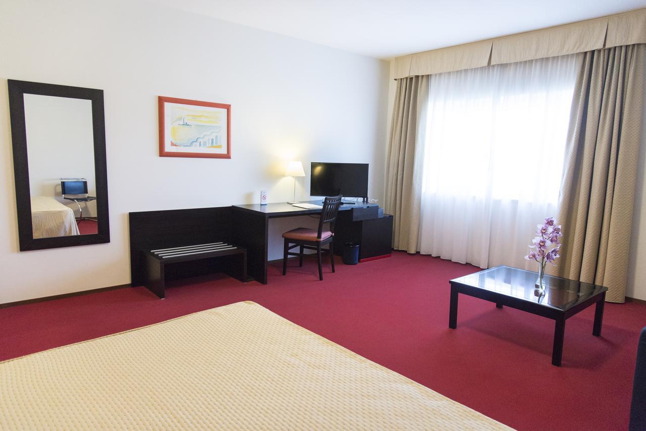 Park Hotel Centro Congressi Potenza Luaran gambar