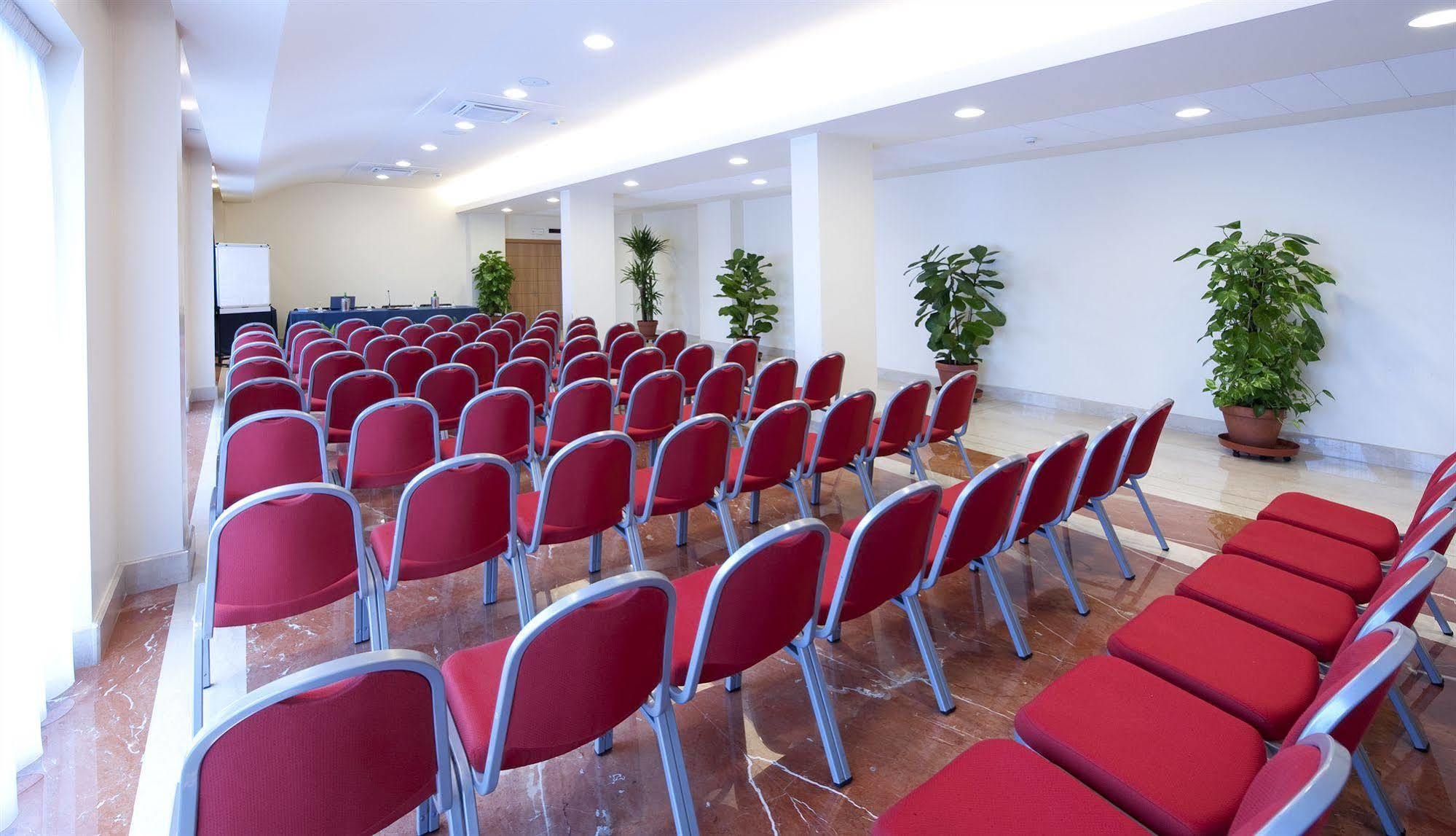 Park Hotel Centro Congressi Potenza Luaran gambar
